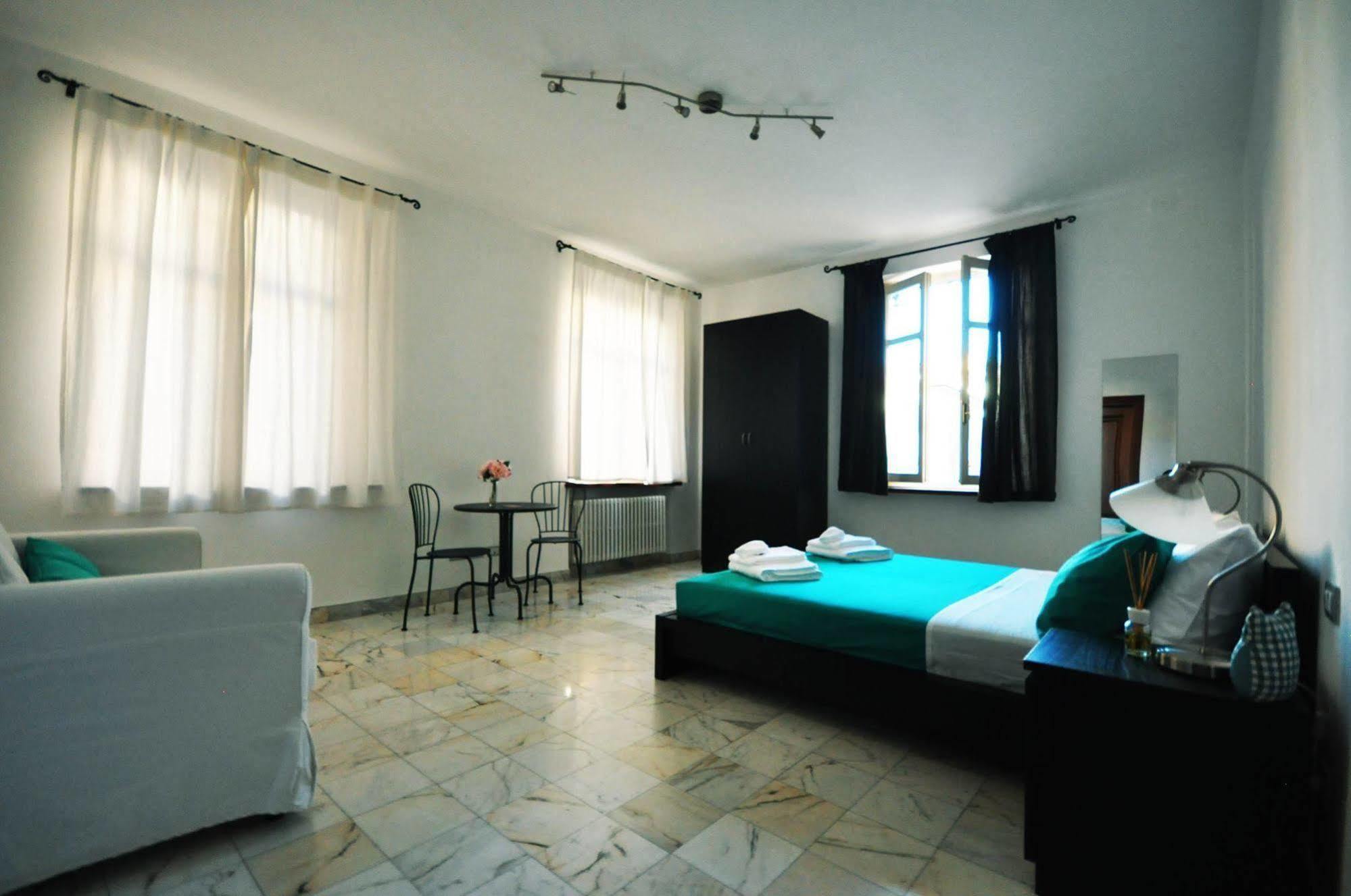 Bed & Breakfast From Italy With 3*