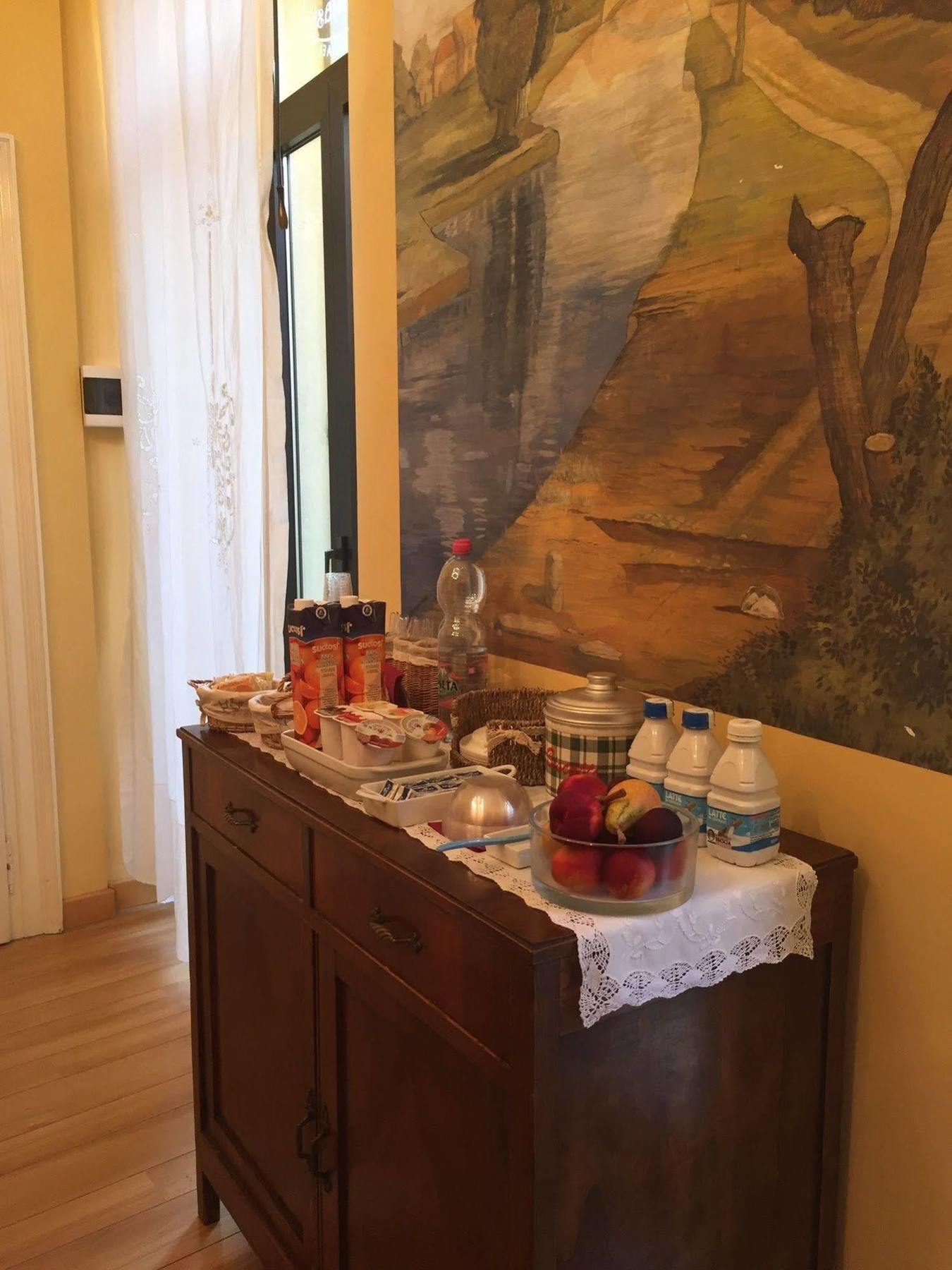 Casa Esvael Guest house