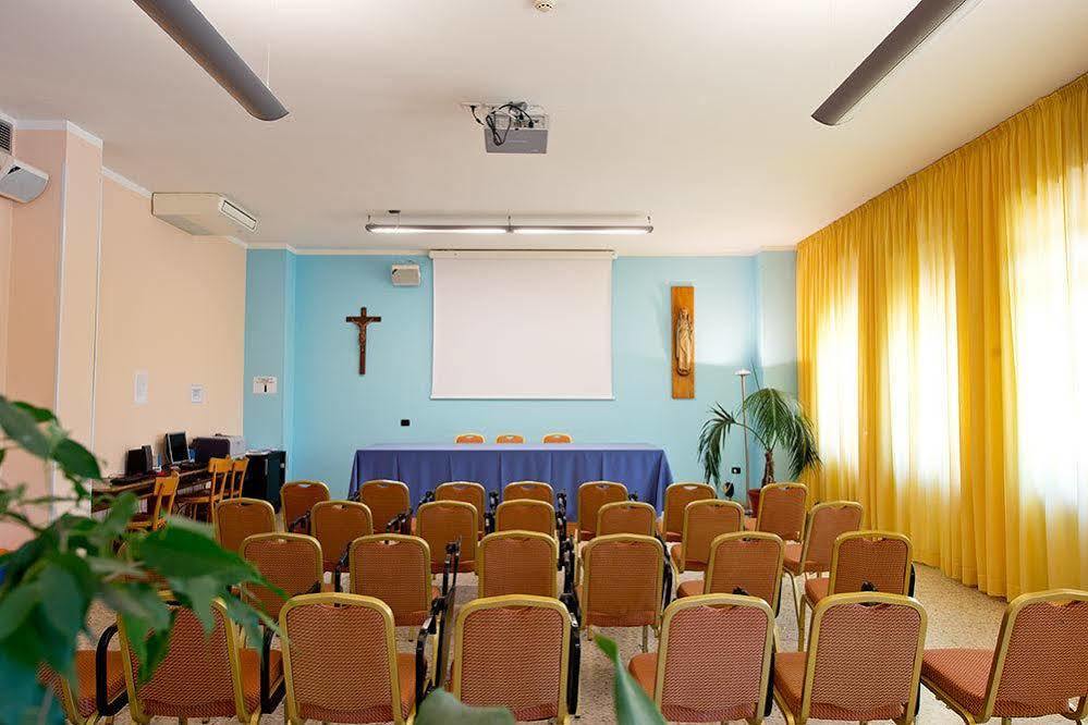 Hotel Centro Carraro Fondazione Di Religione