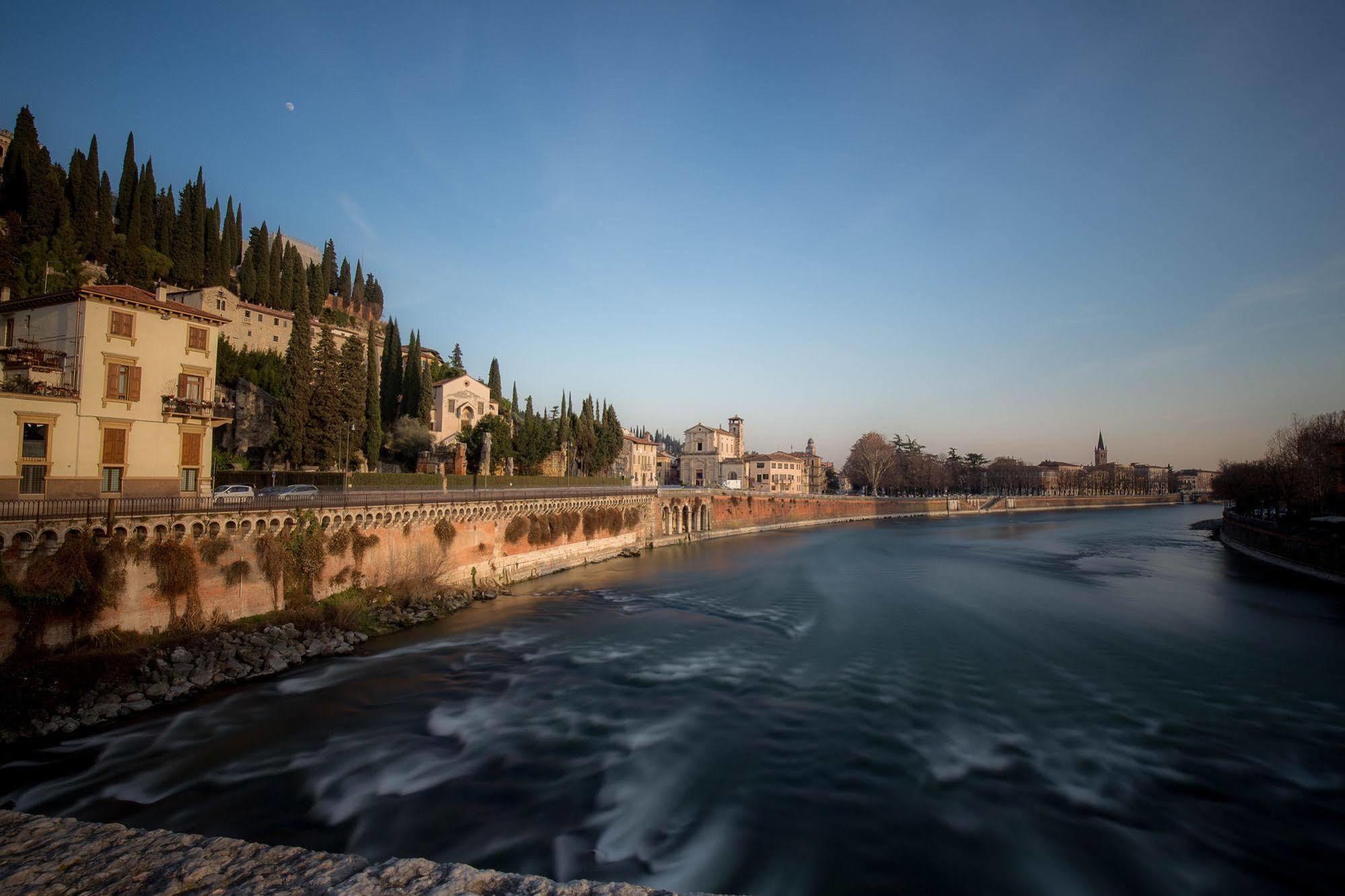 Relais Ponte Pietra 2* Verona
