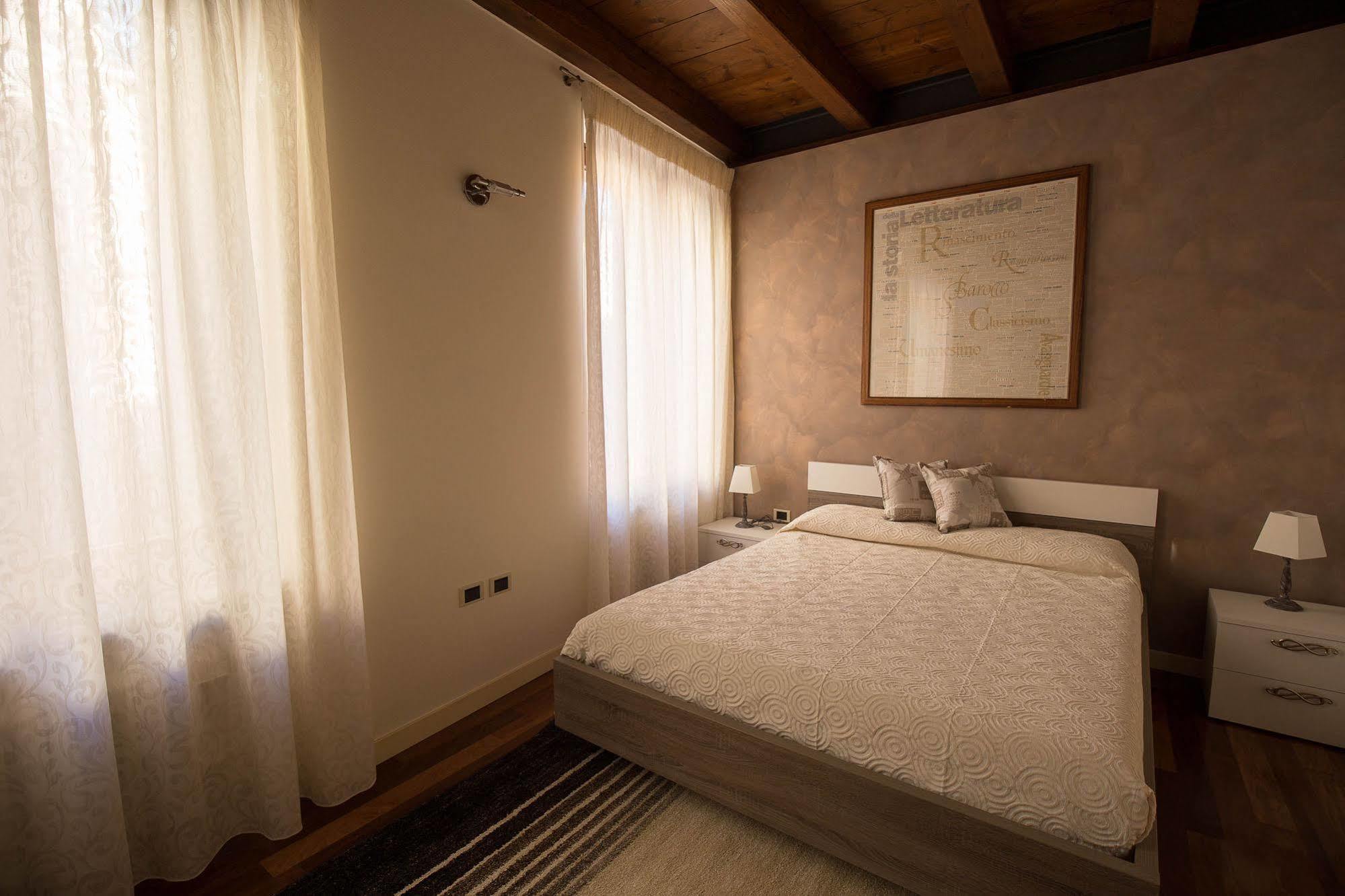 Relais Ponte Pietra Bed & Breakfast