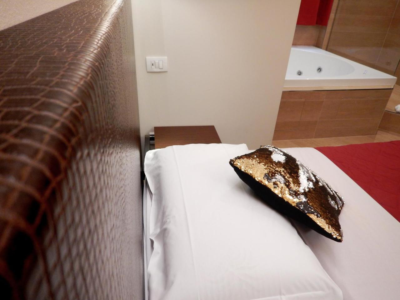 Arena Luxury 2* Verona