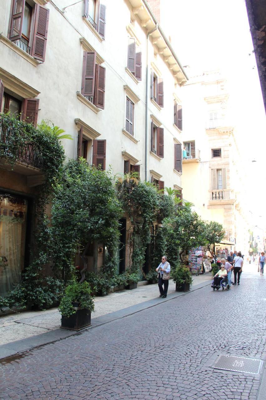 Apartment Residenza Buglioni Piazza Erbe Verona