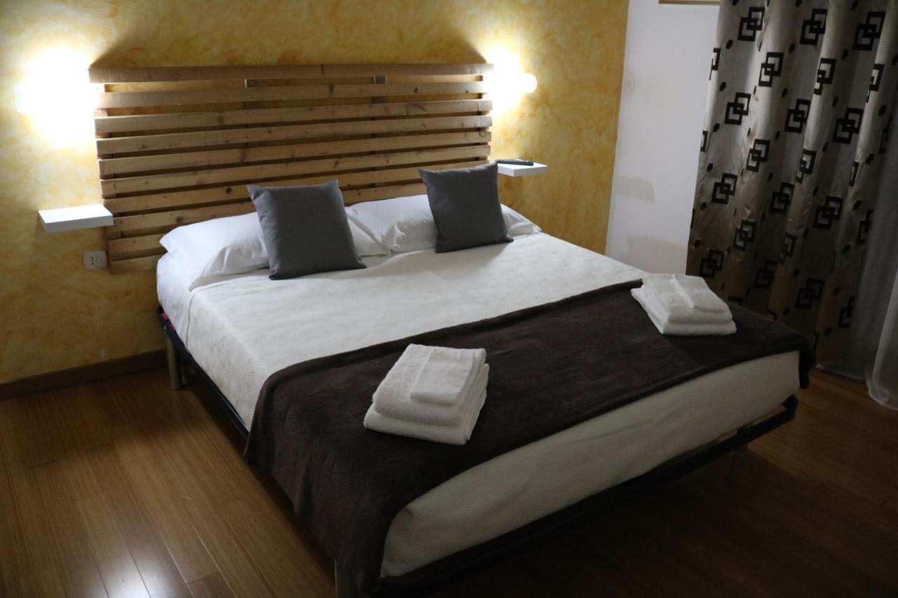 Pensión Mameli Ospedale Borgo Trento 400 M Verona