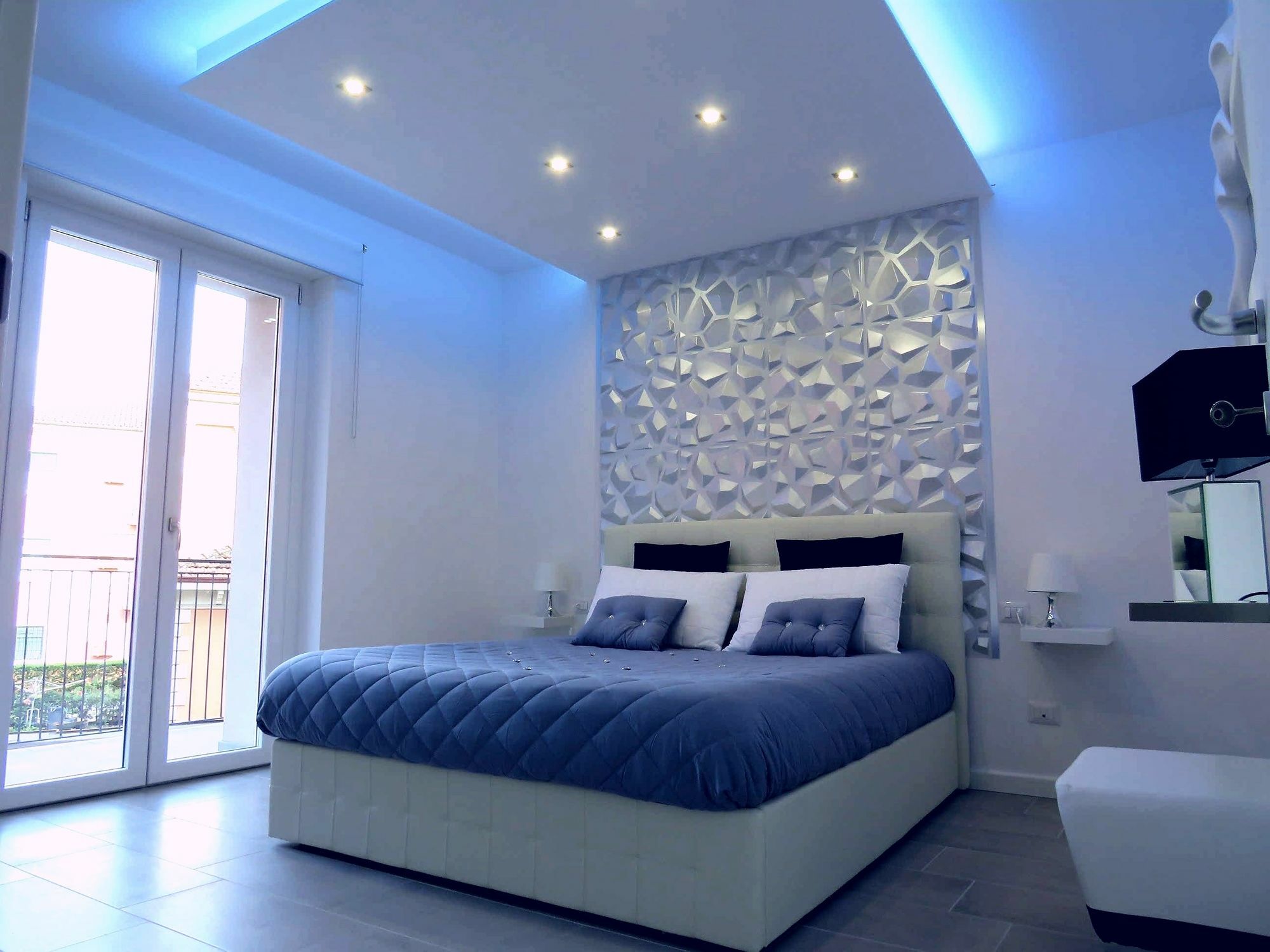 Hotel Diamond 2*