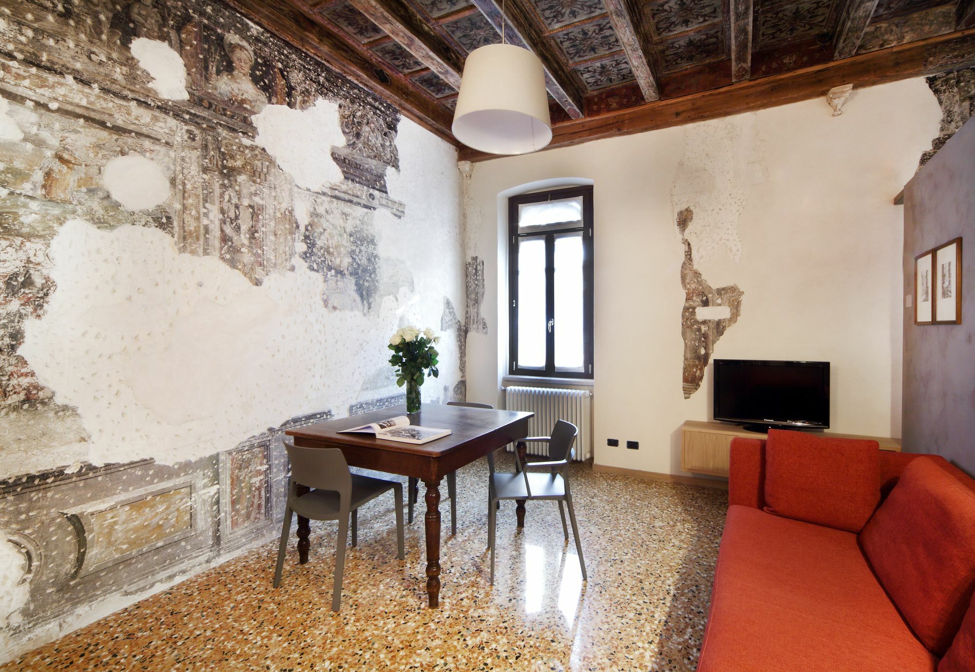 Residenza Roccamaggiore Apartamento *