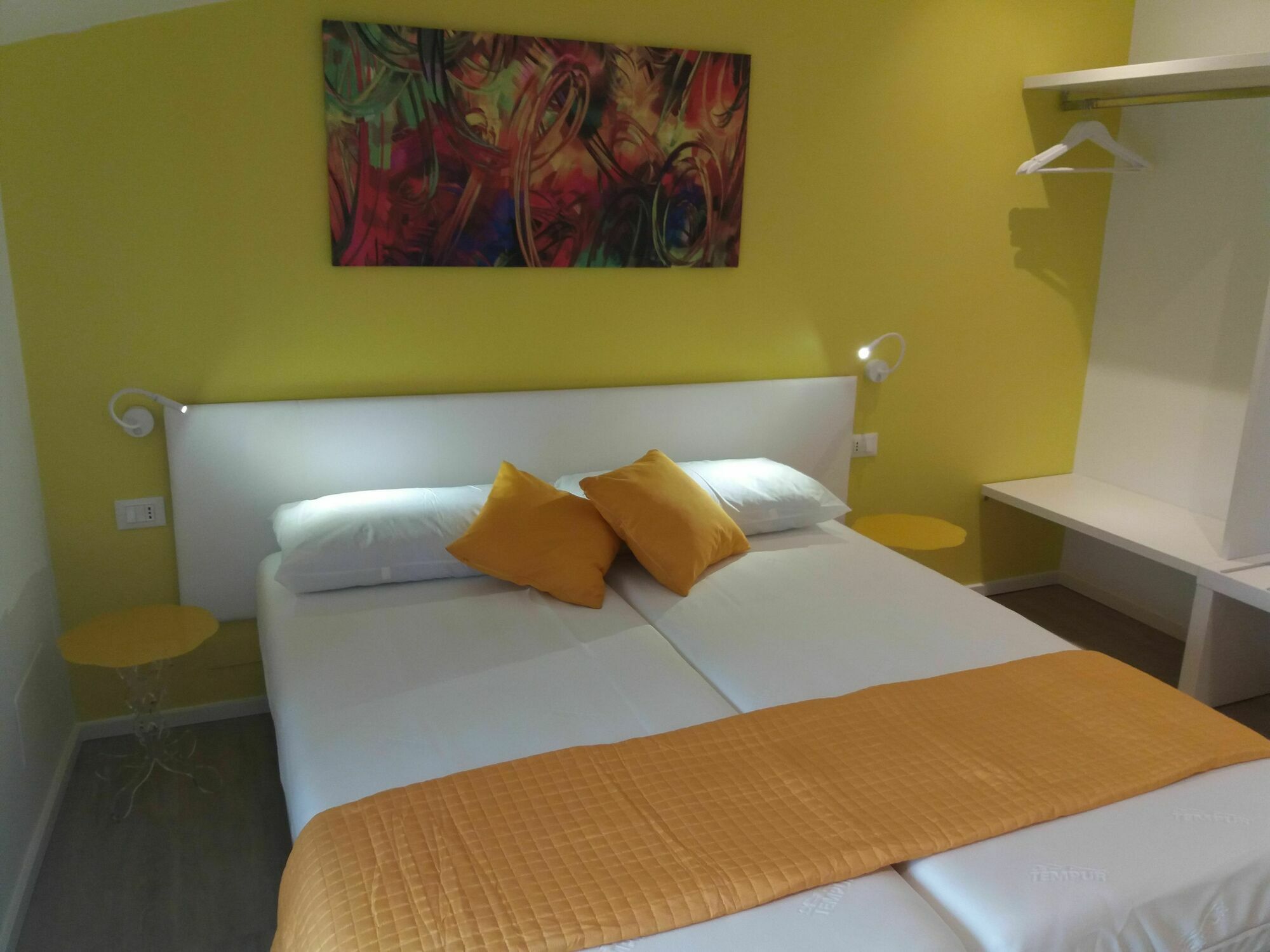 Bed and breakfast Color