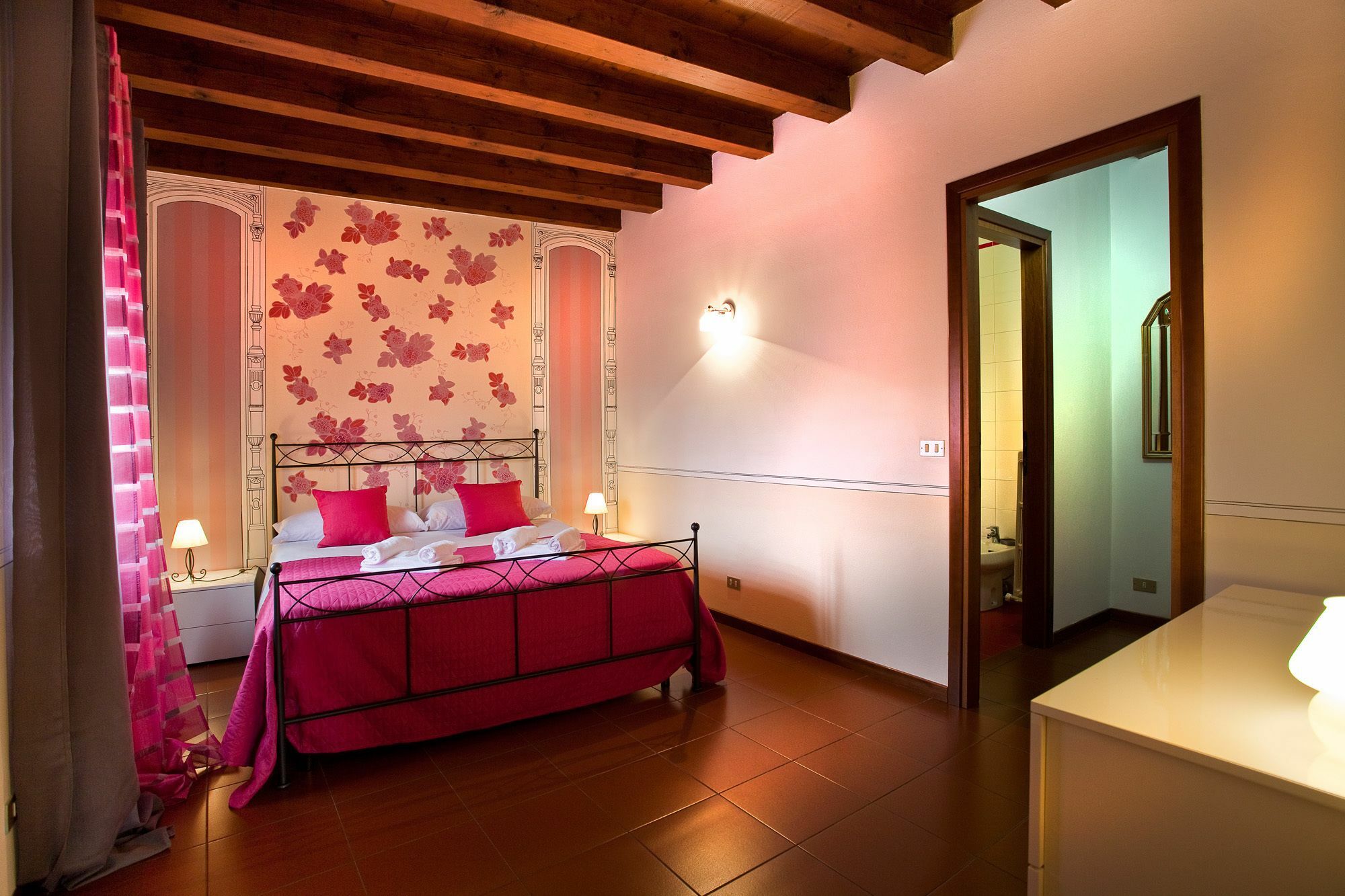 For Rent Attico Arena Apartment