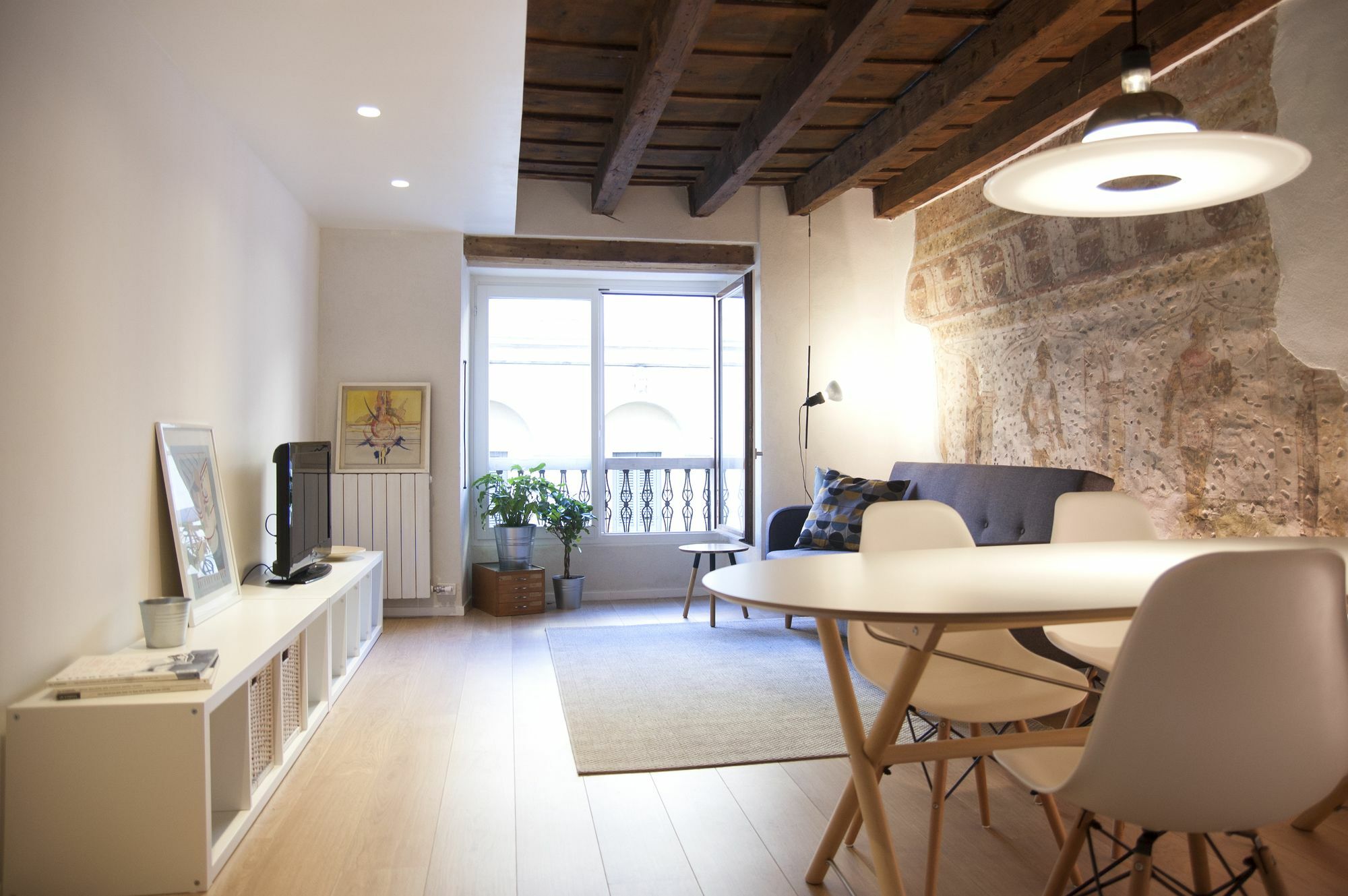 For Rent Affresco * Verona