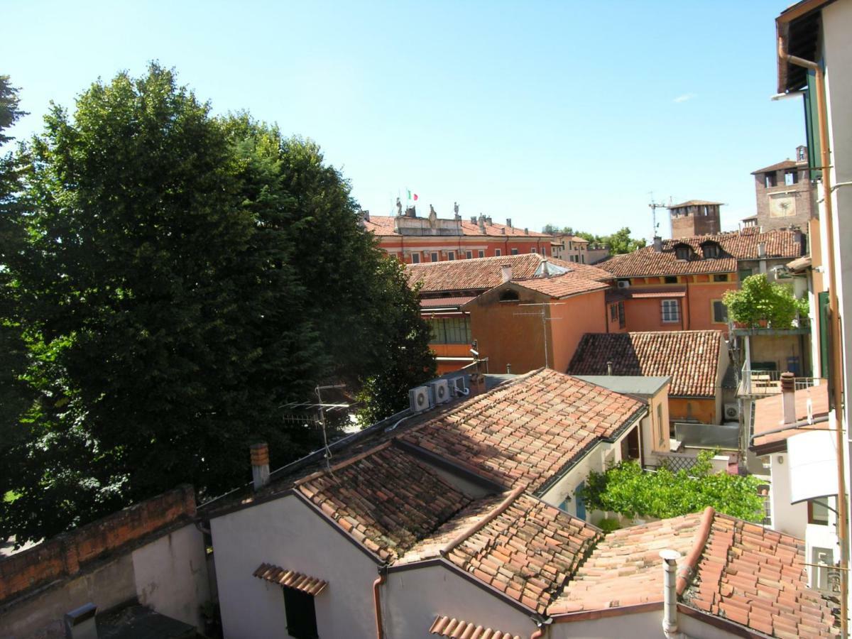 Bed and breakfast Antica Via Roma Garden View 2*