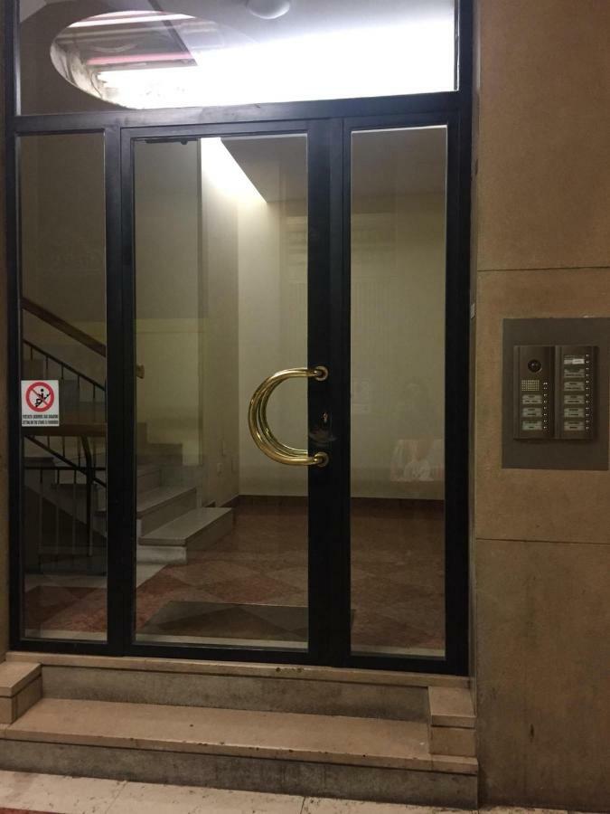 Pensión Via Roma 12 *