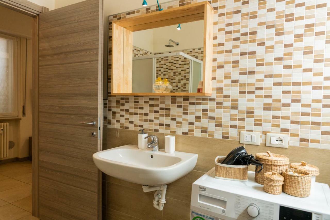 Domus - Ampia Residenza Filippini A Pochi Passi Dall'arena Apartamento Verona