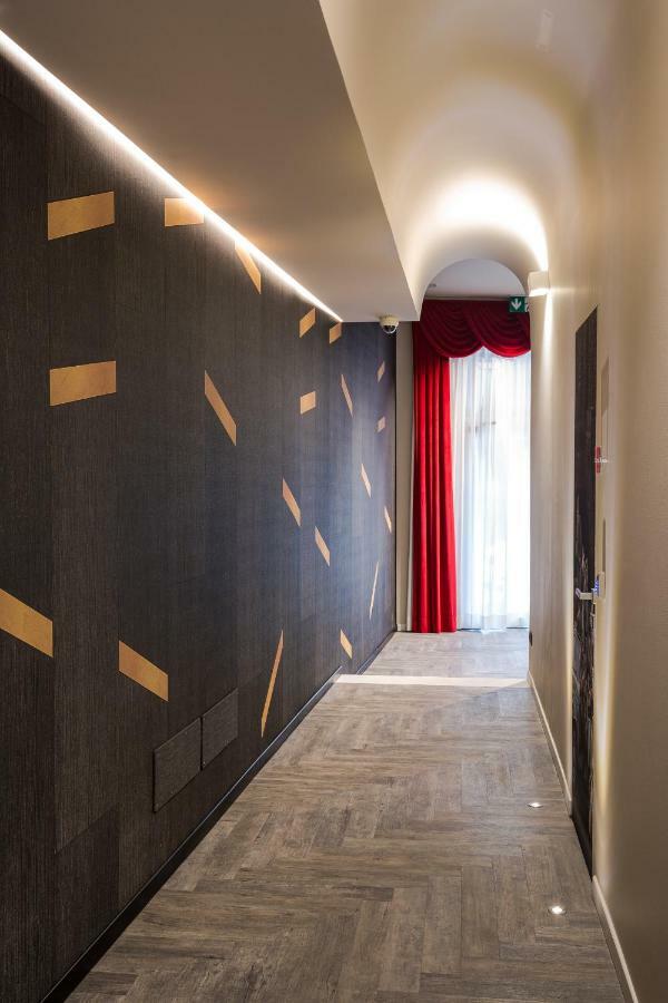 Italianflat - Theatrum And Pensión 2*