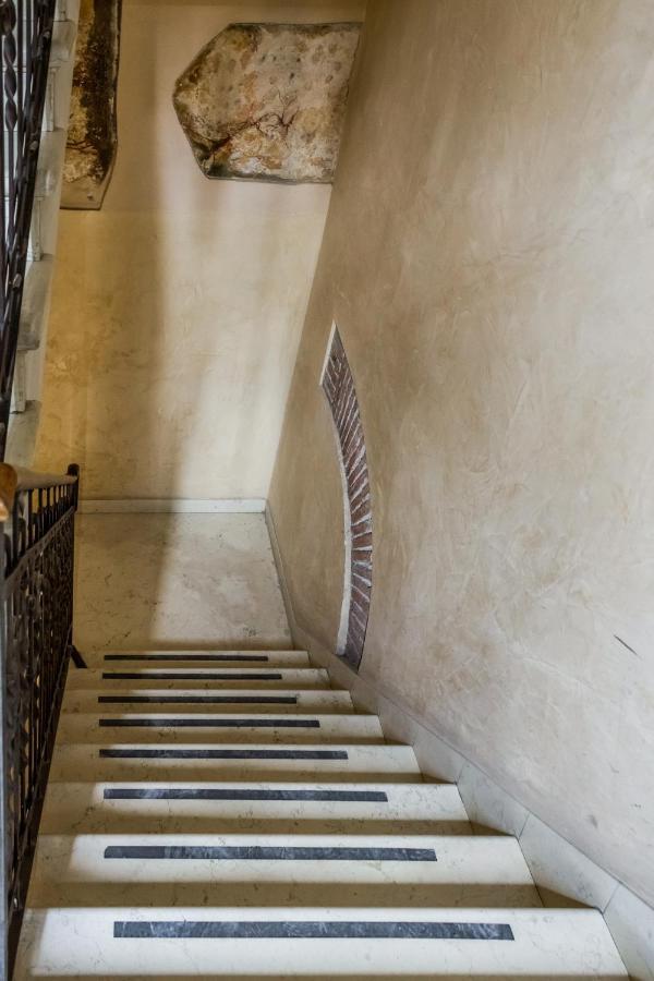 Porta Borsari Apartamento