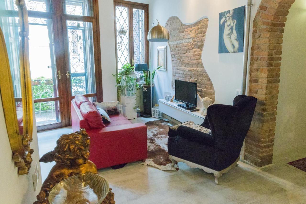 Principe Amedeo Apartment
