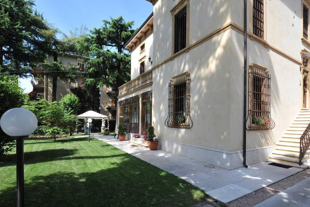 Gloria Affittacamere Verona