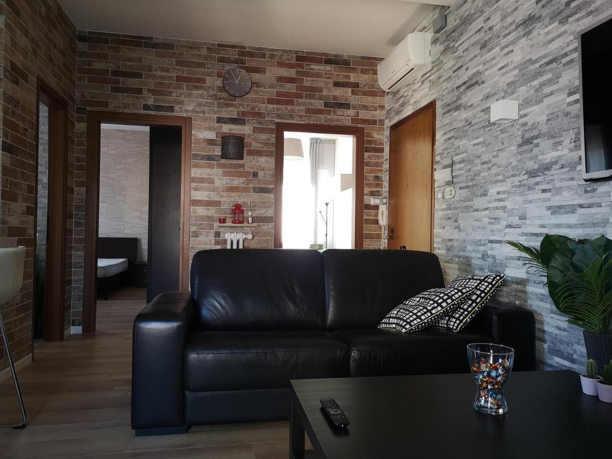 Queen East Appartement