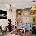Tra Piazza Erbe E Piazza Bra Raffinata Maison