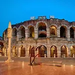 Arena Maroncelli Room2