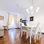 Santacecilia Apartment