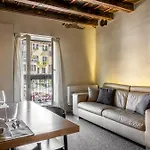 Luxury Apartment On Piazza Erbe