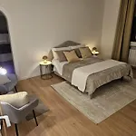 Casa A Verona - Giardino E 3 Posti Auto In Cortile