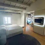 Lords Of Verona Luxury Apartments