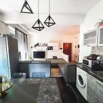 The Apartment Verona - With Restaurant Experience Partner