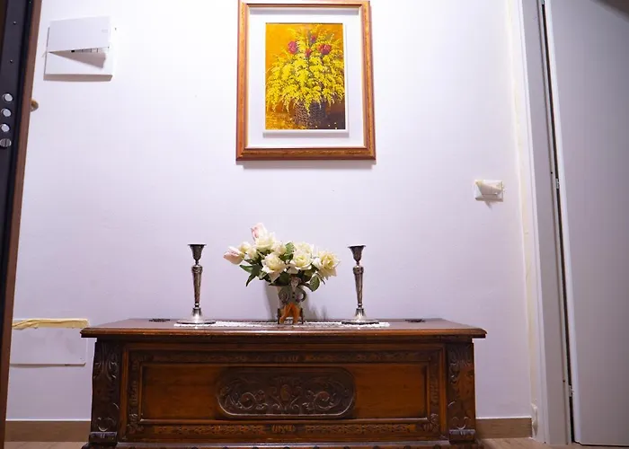 Wolly\'S Apartment