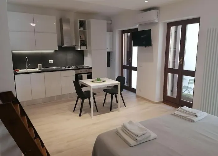 Ammoniteapartments Arena Da Lucia