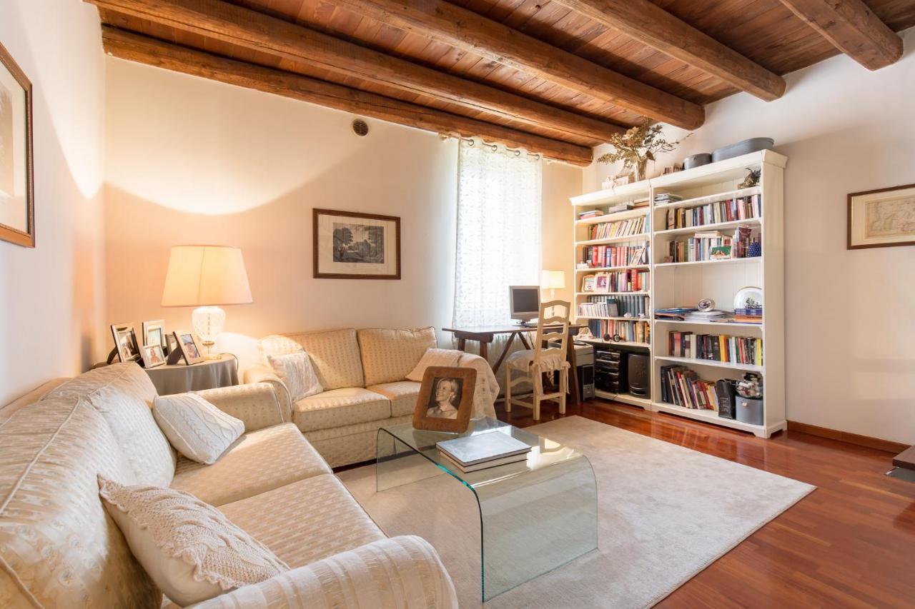 Corte Antica Canossa Del 1600 Bed & Breakfast Verona