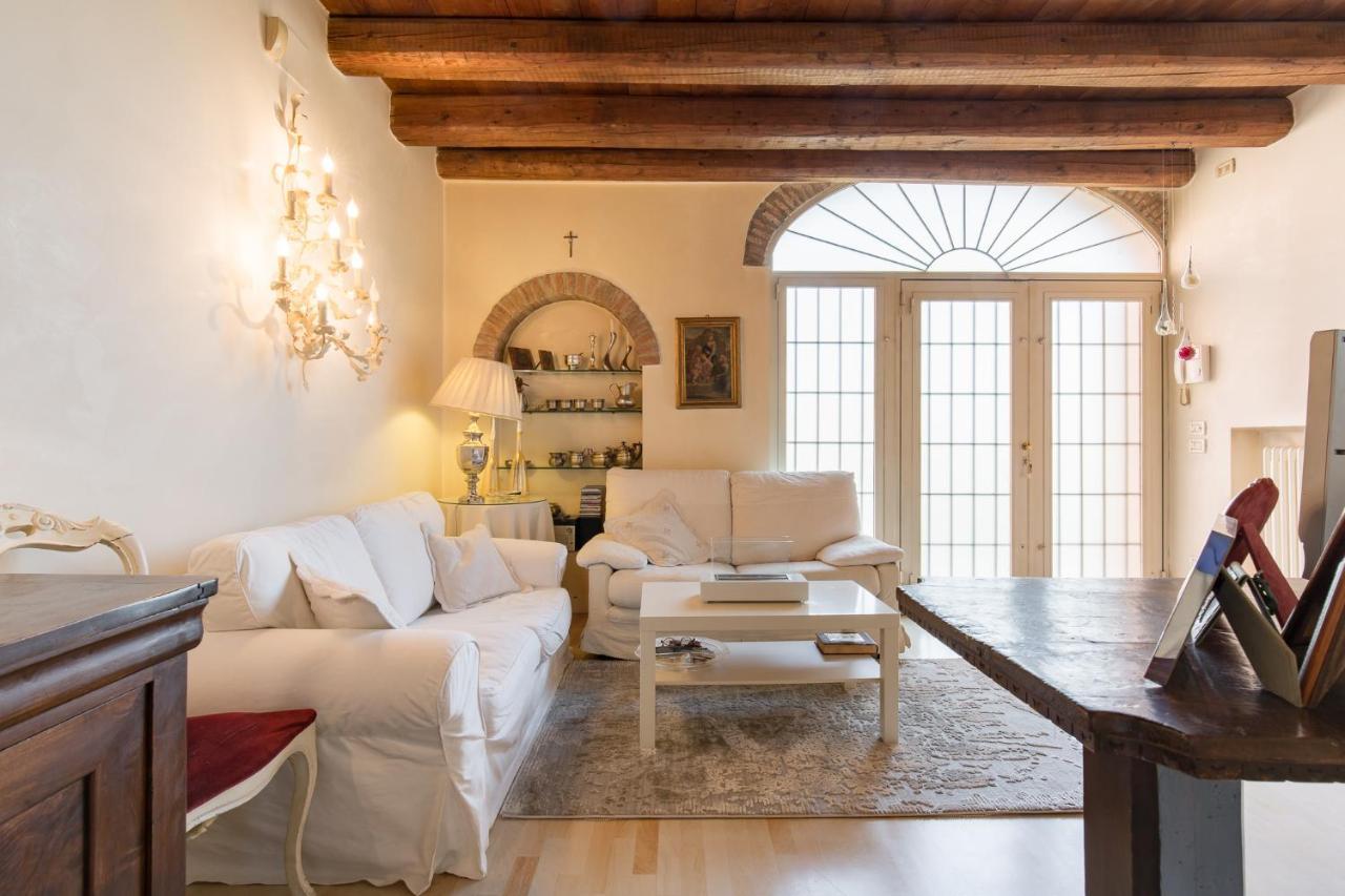 Bed & Breakfast Corte Antica Canossa Del 1600 Verona