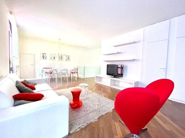 Appartement Domus - Ampia Moderna Casa Su 2 Piani Nel Cuore Di