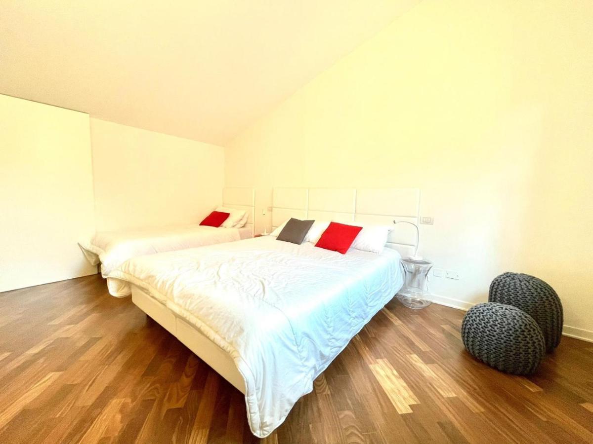 Domus - Ampia Moderna Casa Su 2 Piani Nel Cuore Di Apartamento Verona