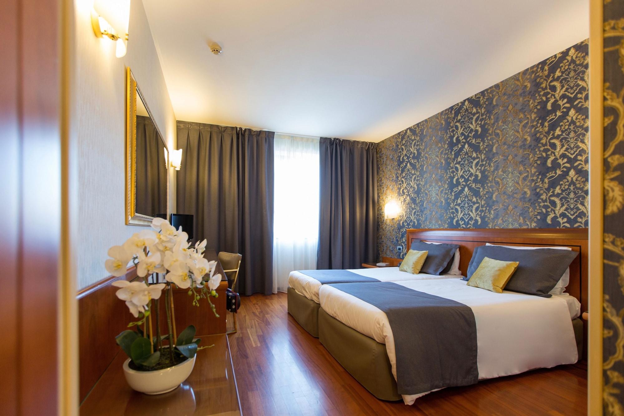 Hotel Palace