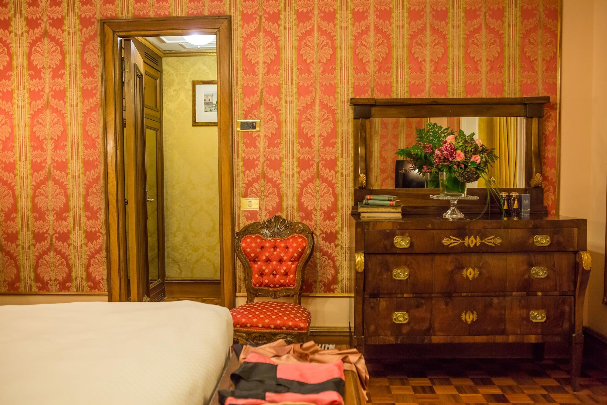 Due Torri Hotel