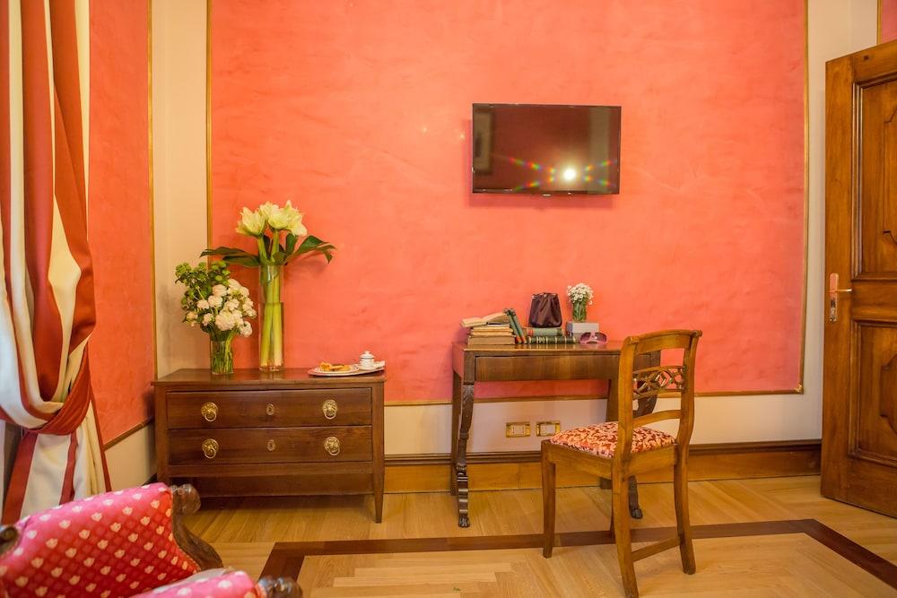 Due Torri Hotel