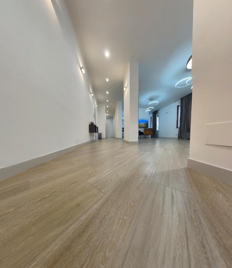 Di Lusso A 300 Mt Arena Appartamento