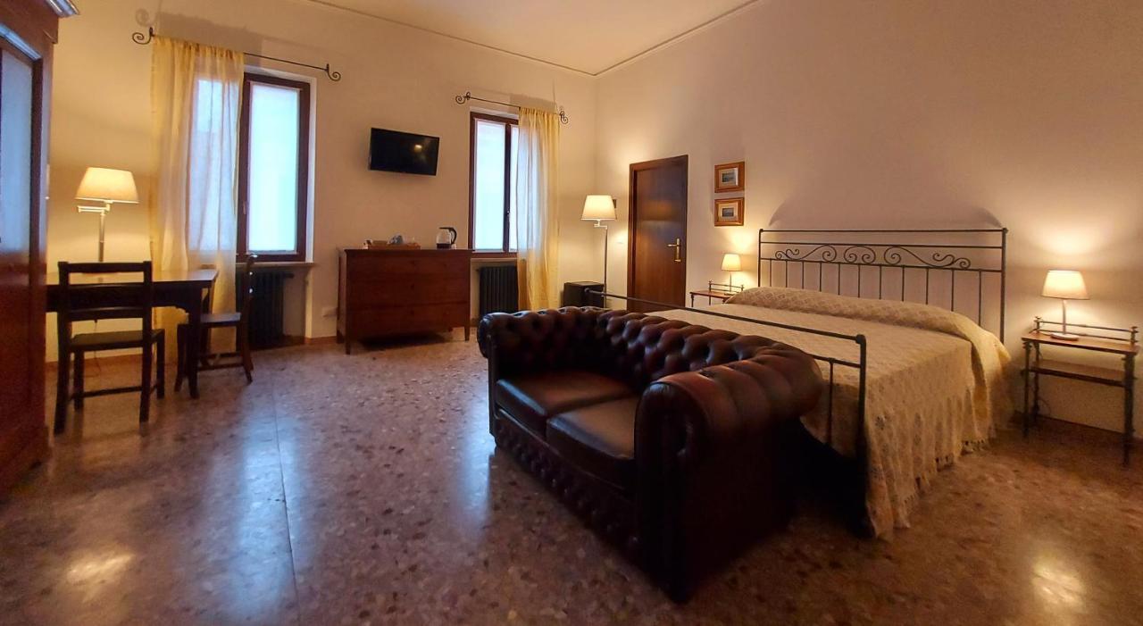 Elle Palace Simply Elegant * Verona