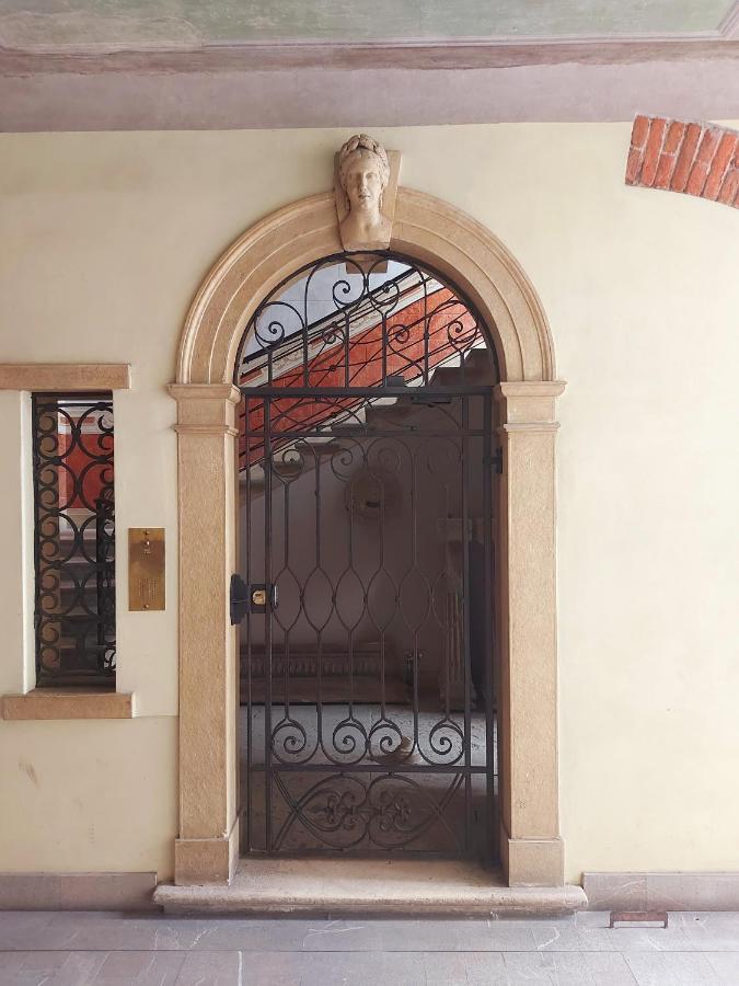 Elle Palace Simply Elegant Apartment Verona