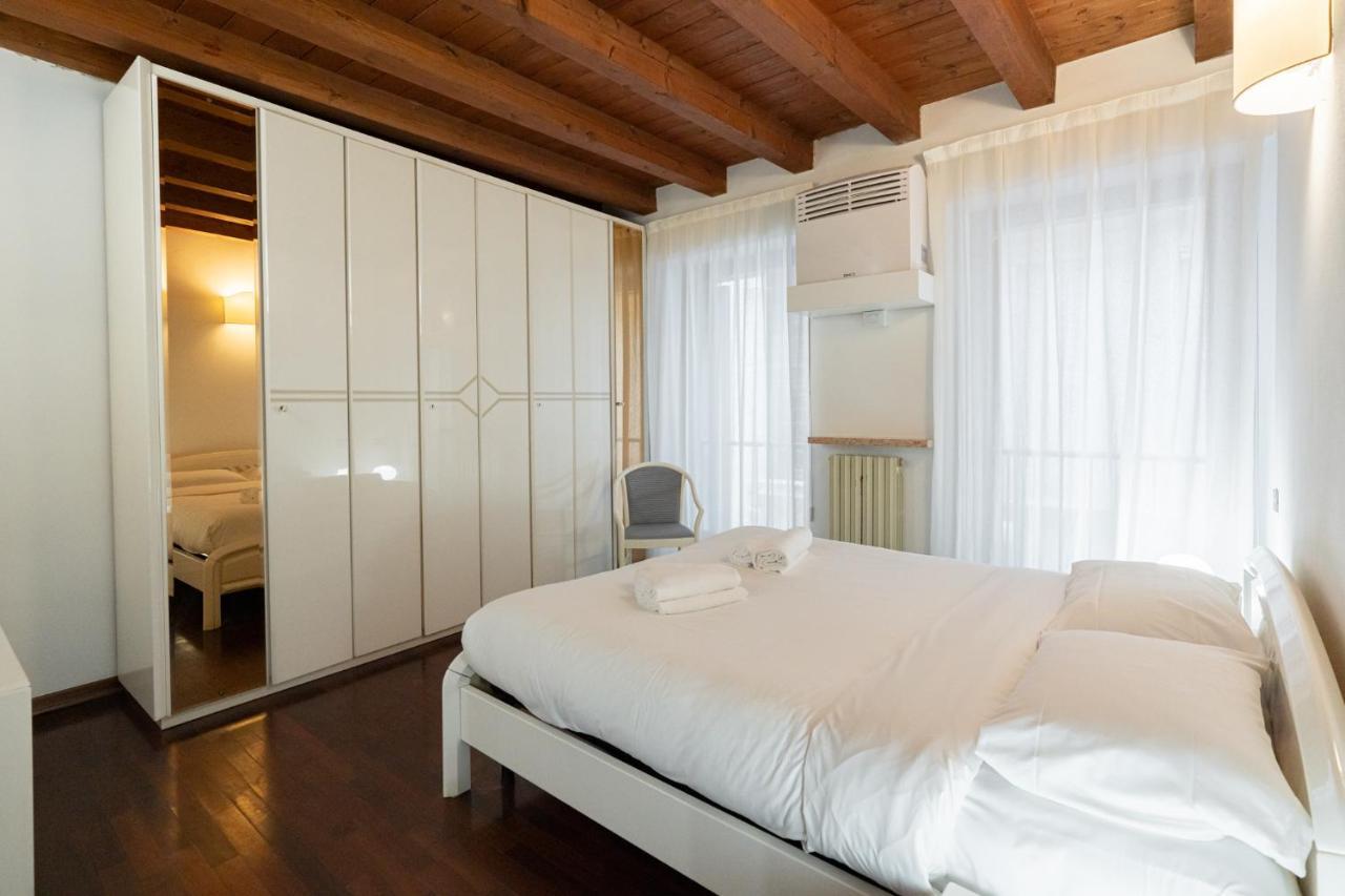 Appartamento Domus - Centralissima E Antica Residenza Cappello *