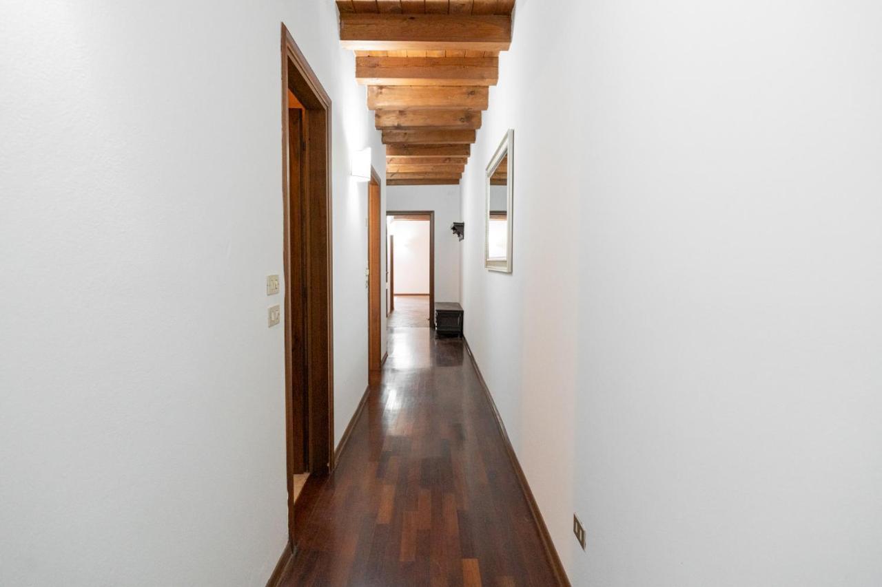 Appartamento Domus - Centralissima E Antica Residenza Cappello Verona