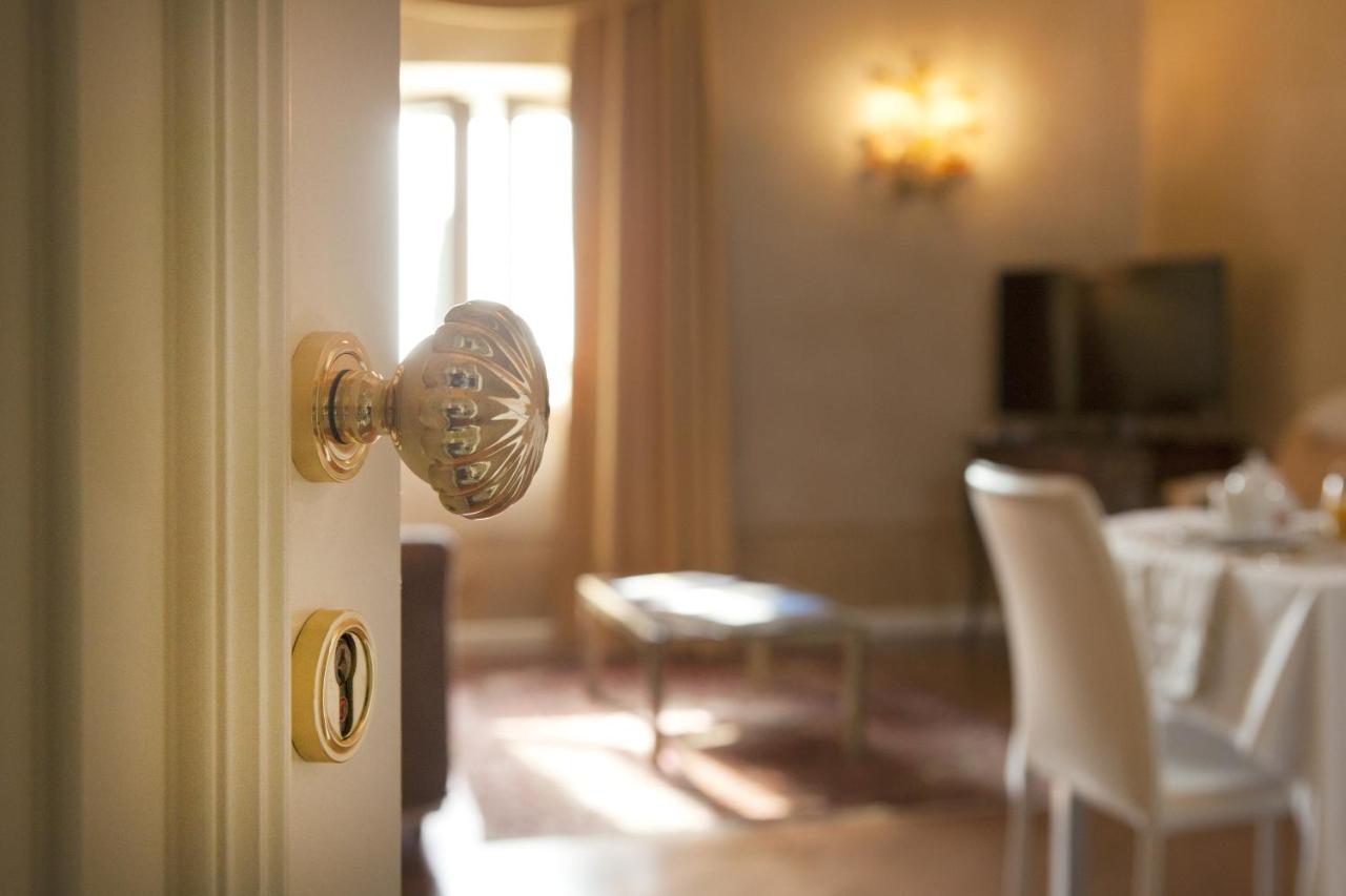 Guest house Relais Fra' Lorenzo 5*