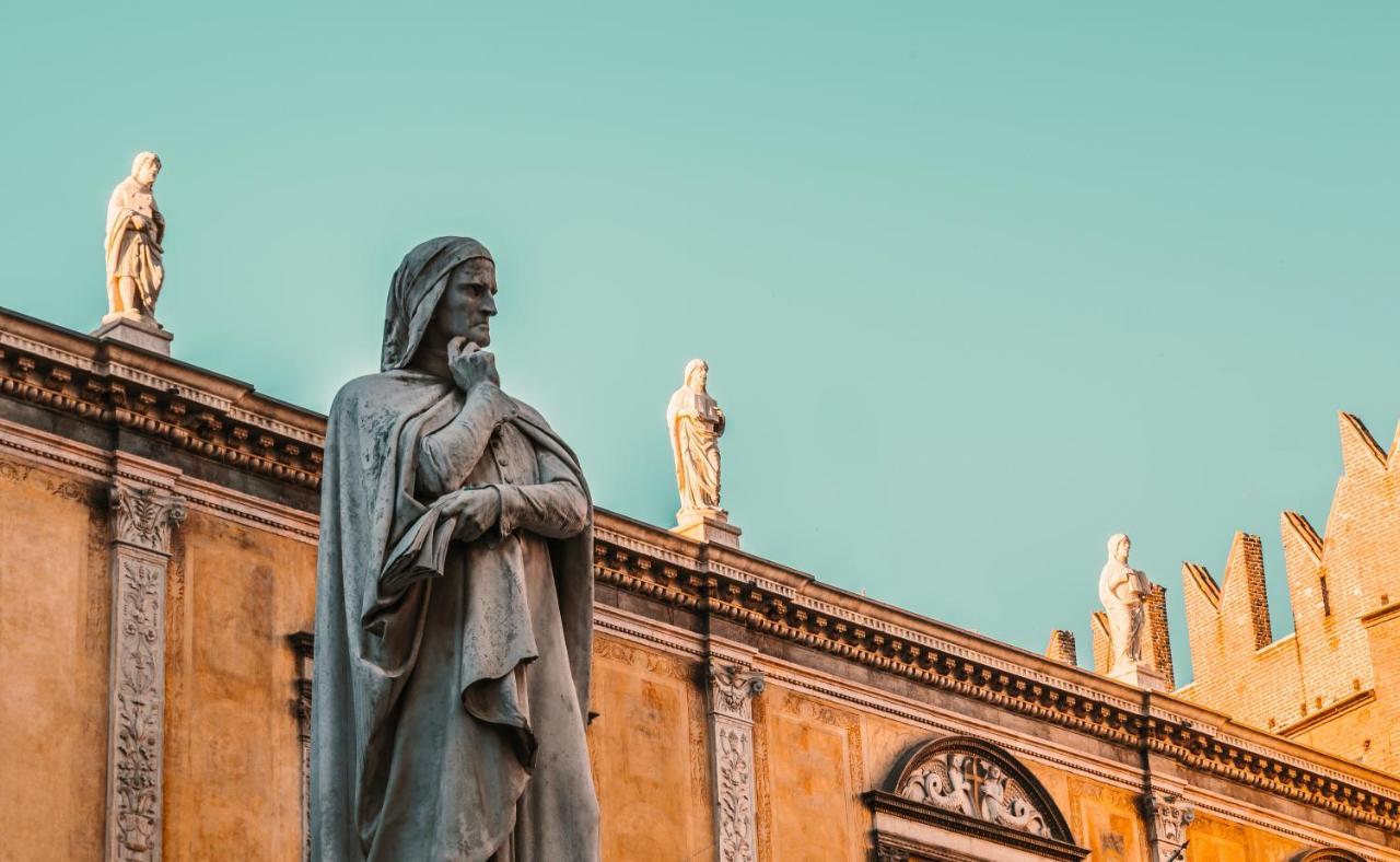 Residenza Corte Carnesali - Italian Homing Appartamento Verona