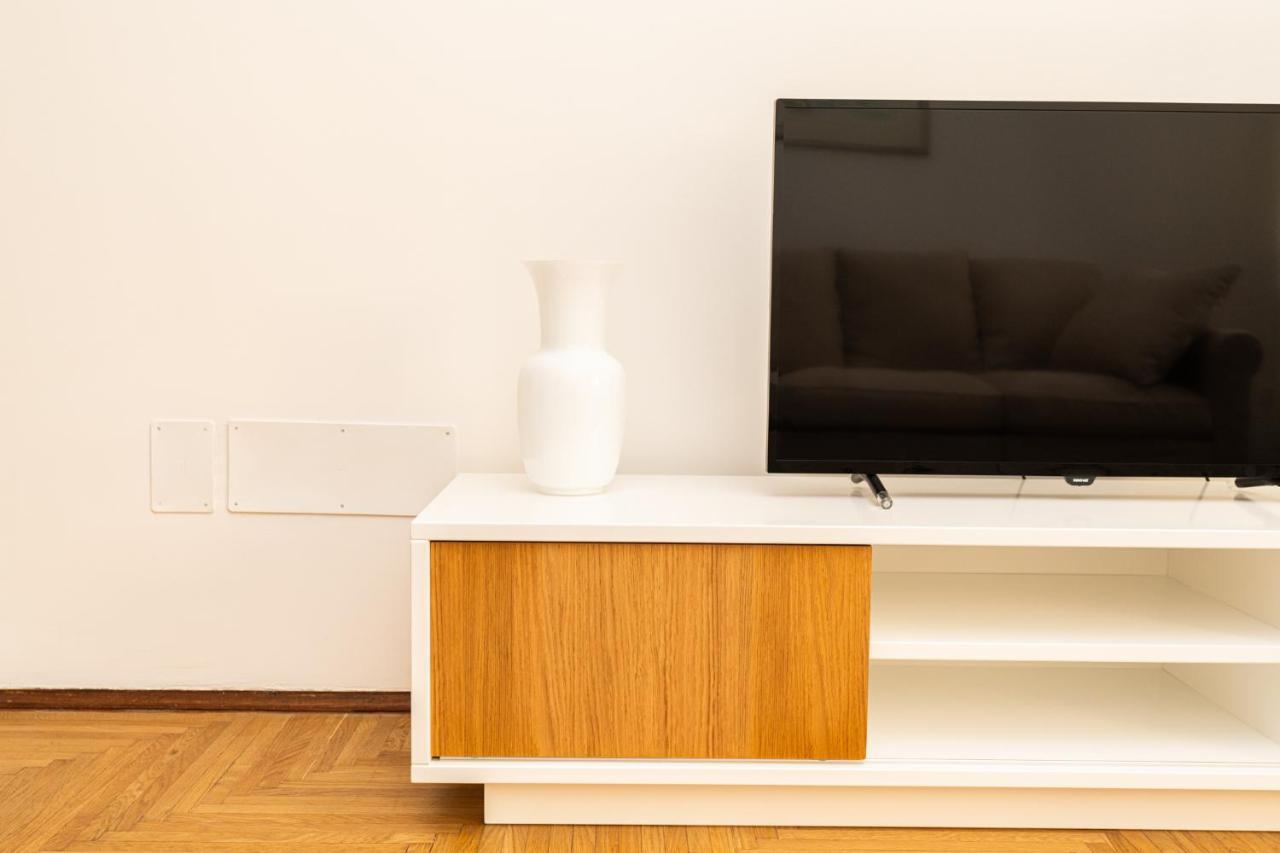 Domus - Elegante Residenza Con Affaccio Su Porta Leoni Verona