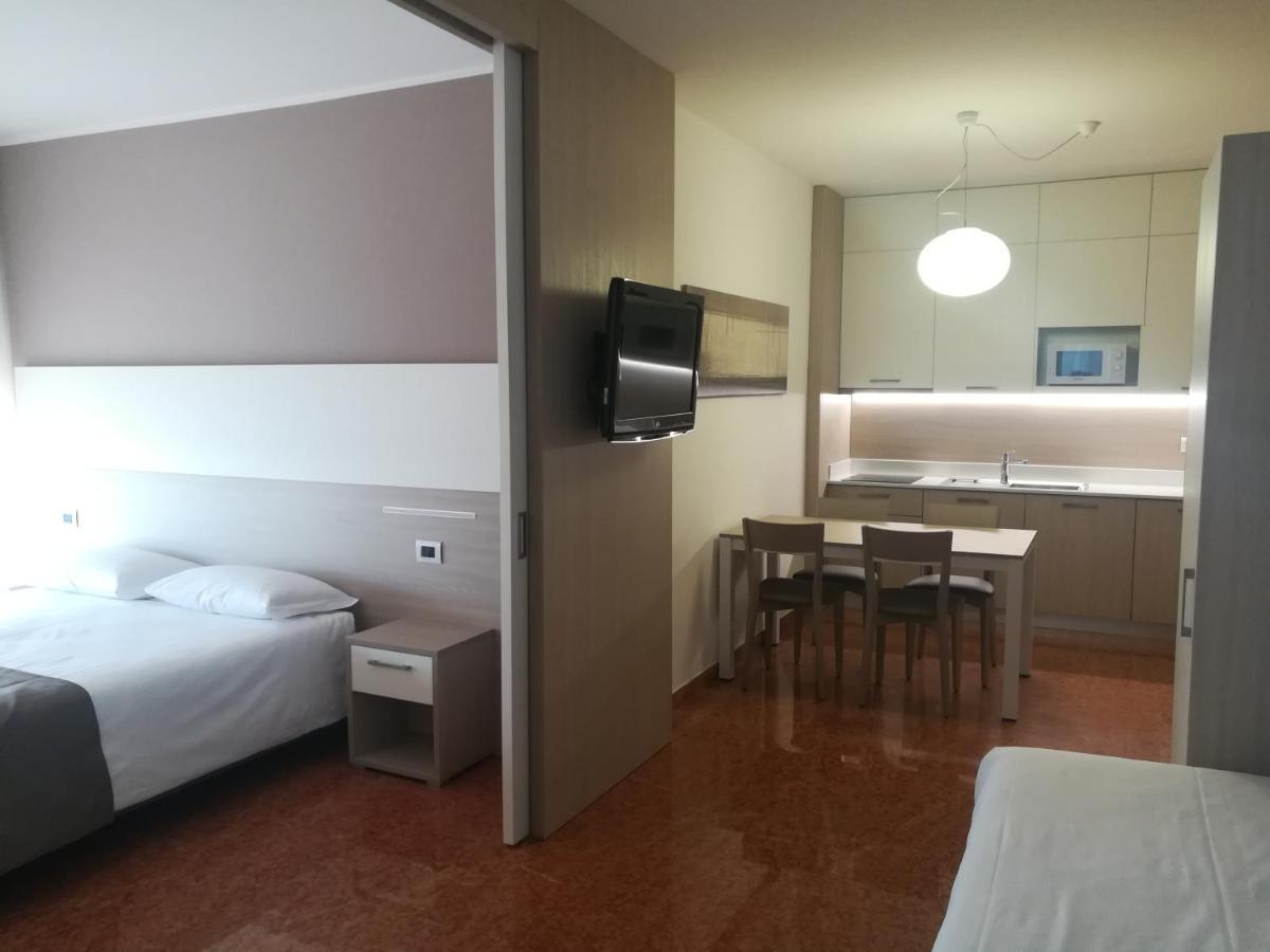Apartahotel All'adige 2*