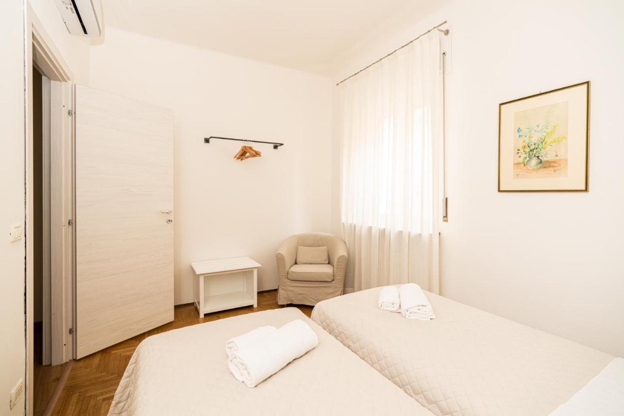 Apartamento Domus - Elegante Residenza Con Affaccio Su Porta Leoni *
