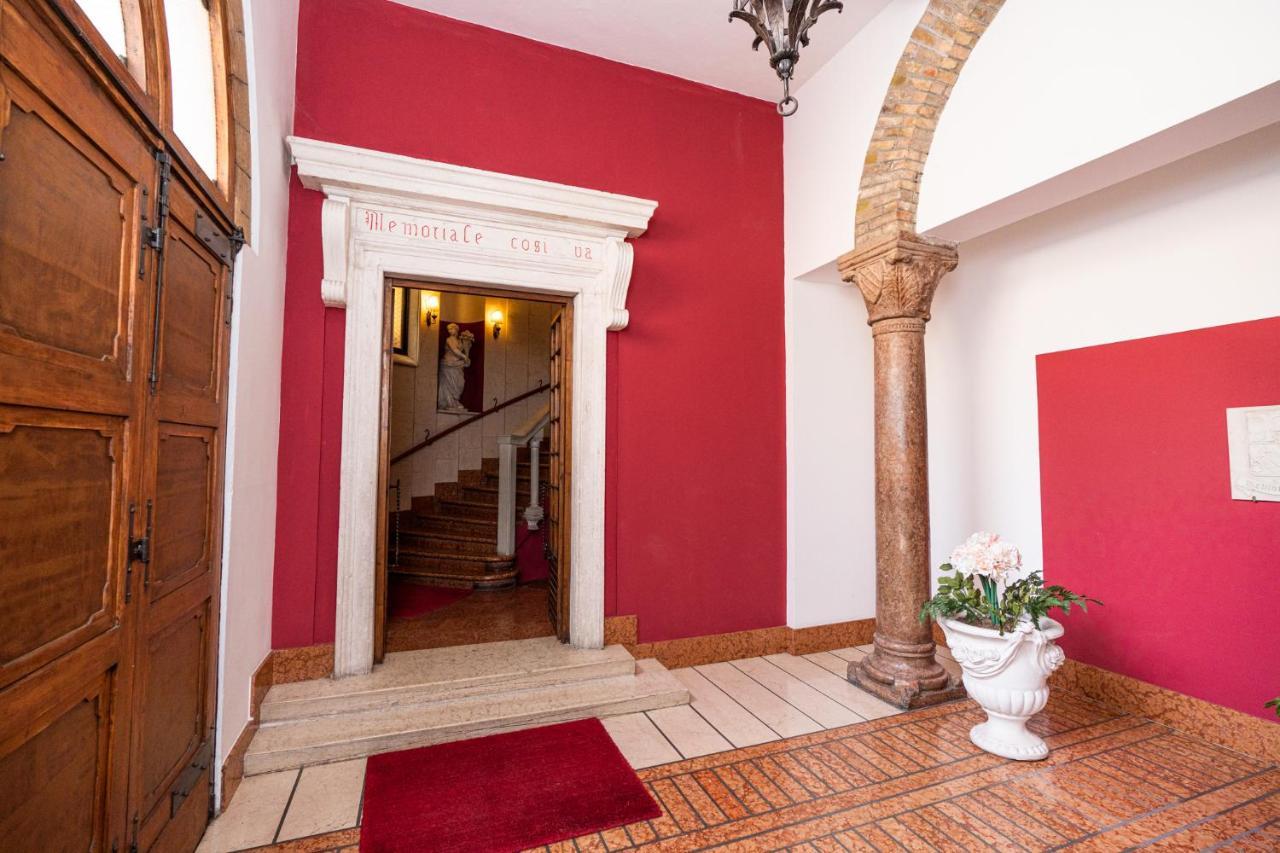 Apartamento Domus - Elegante Residenza Con Affaccio Su Porta Leoni *