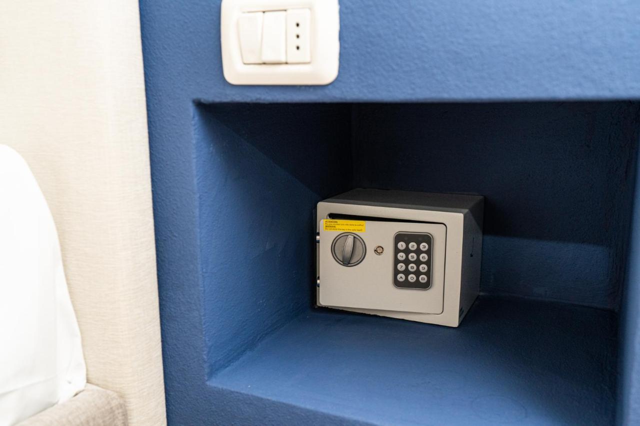 Domus - Elegante Residenza Con Affaccio Su Porta Leoni Apartamento