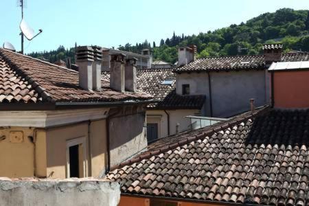Di Punto In Bianco Apartamento Verona